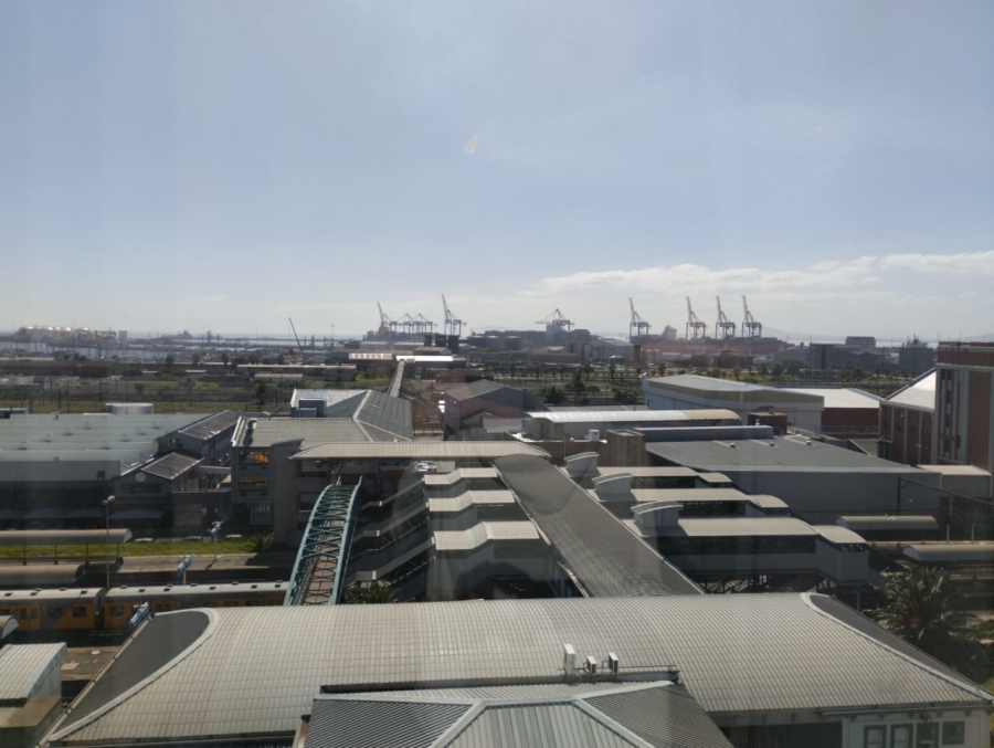 To Let 1 Bedroom Property for Rent in Woodstock Western Cape